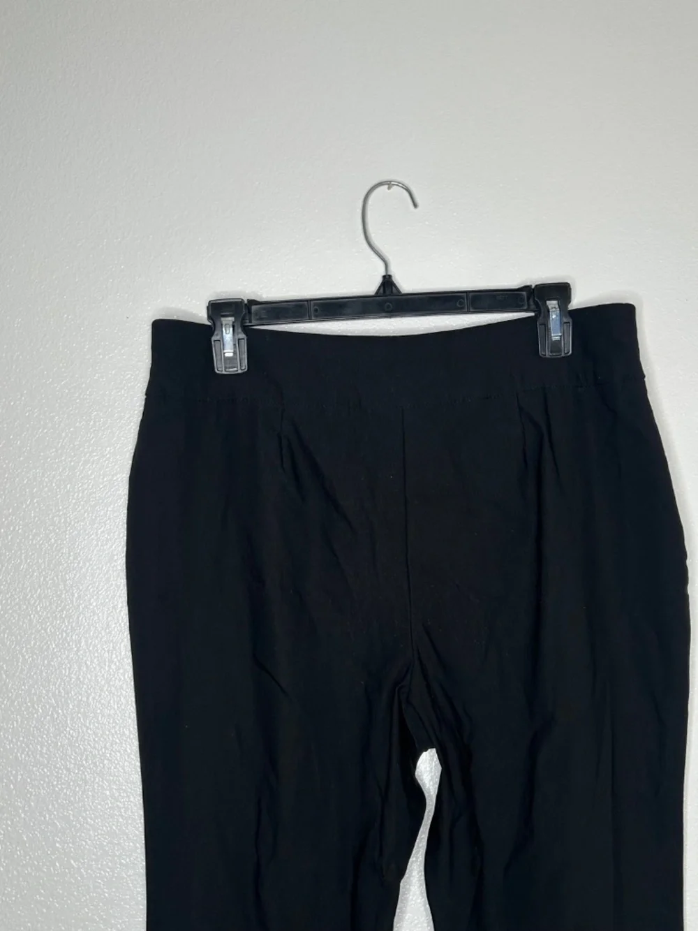 Chicos So Slimming Womens Black Crop Stretch Pull-On Pants Size 0.5/ 6